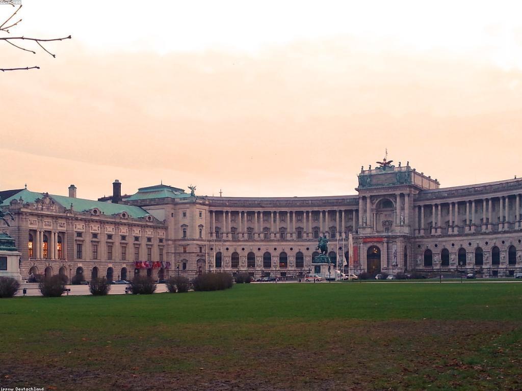 ផលវិបាគនៃព្រឹត្តិការណ៍លើសង្គម